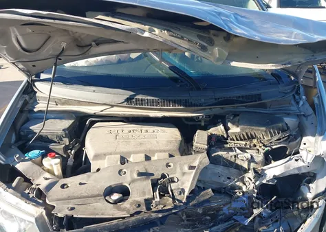 2016 Honda Odyssey Se z USA, uszkodzony, nr VIN 5FNRL5H36GB009954